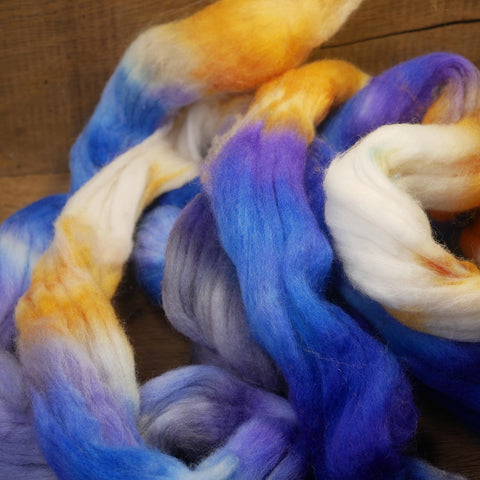 100g Hand Dyed Merino Wool Top for Handspinning or Felting - 'September Sky'